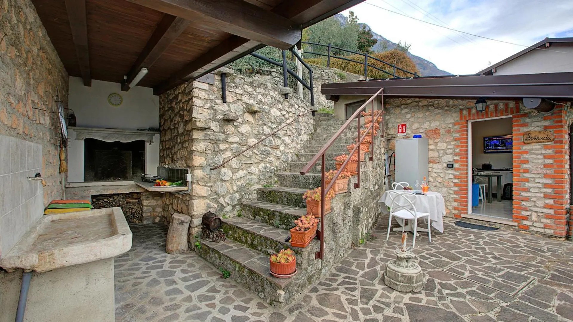 Gargnano Apartments