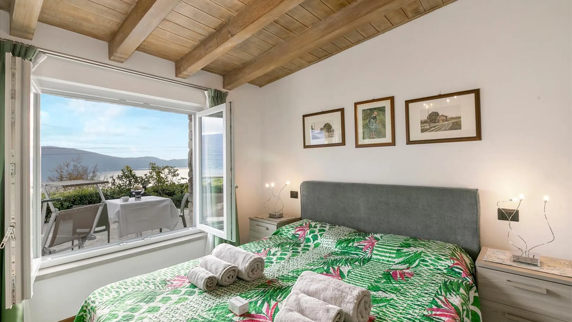 Gargnano Apartments 0*,